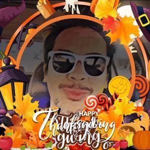 Meet your Posher, Efrain